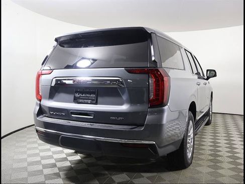 Used 2021 GMC Yukon XL SLT w/ SLT Luxury Plus Package RWD image 5