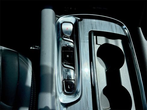 Certified 2024 Buick Enclave Premium image 14