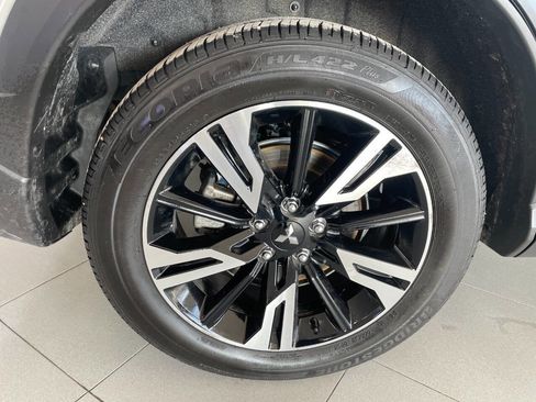 Used 2025 Mitsubishi Eclipse Cross SE image 14