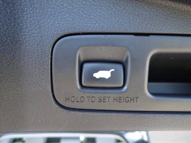 Used 2020 Honda CR-V Touring image 9