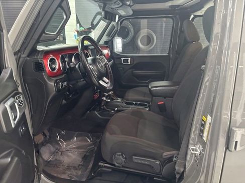 Used 2022 Jeep Gladiator Rubicon AWD/4WD image 10