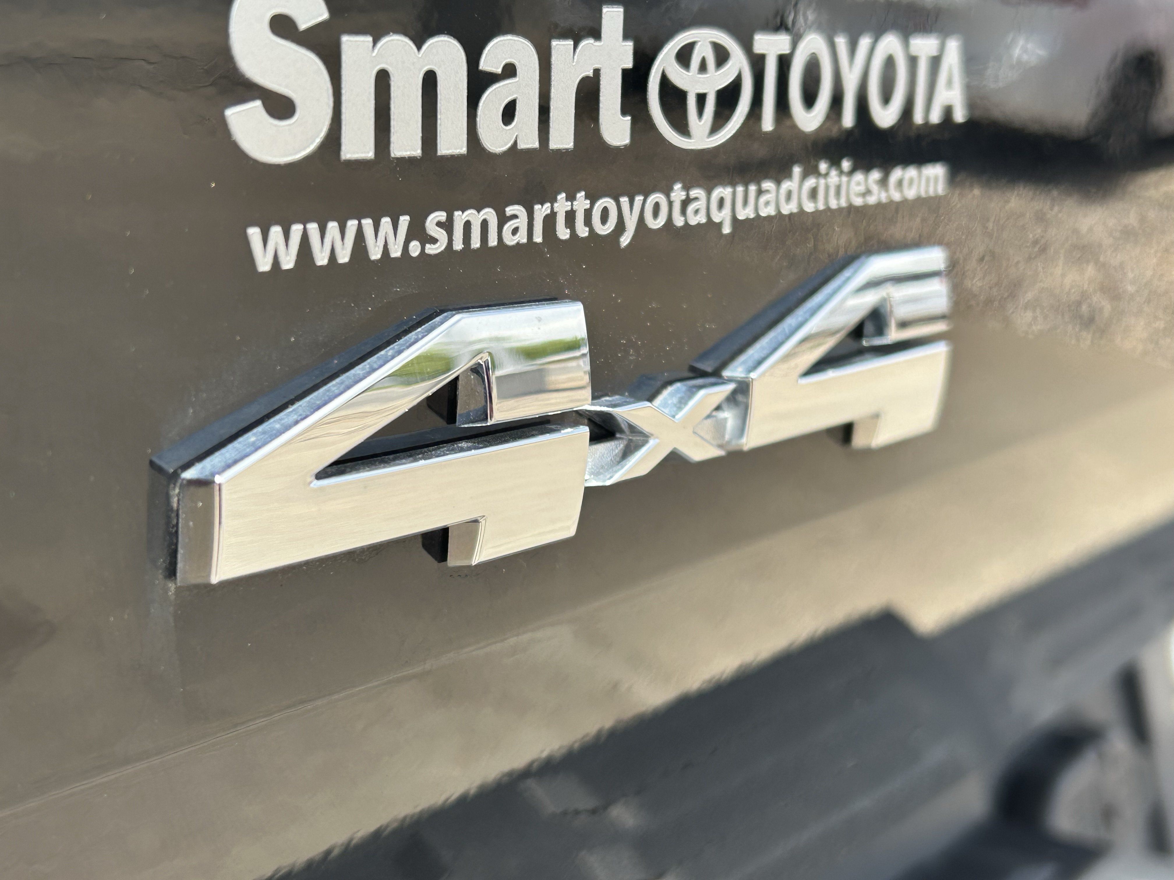 Used 2024 Toyota Tundra SR5 AWD/4WD image 9