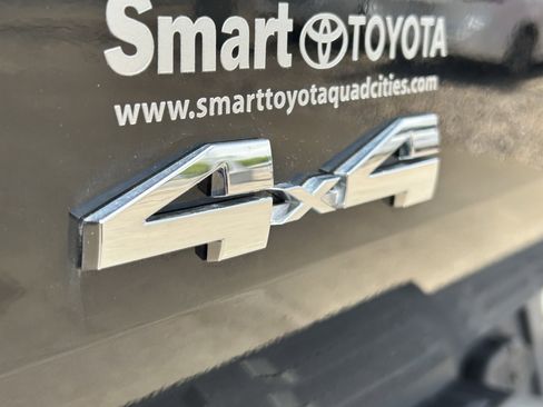 Used 2024 Toyota Tundra SR5 w/ SR5 Convenience Package AWD/4WD image 9
