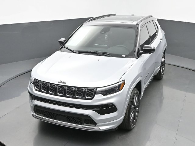 New 2025 Jeep Compass Limited w/ Driver Assist Group I AWD/4WD image 38