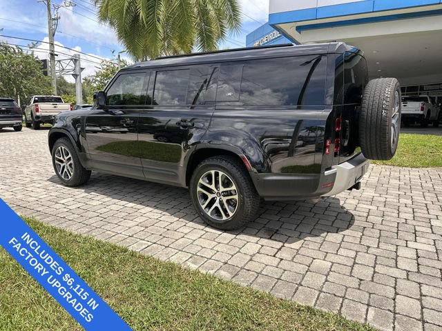 Used 2023 Land Rover Defender 130 SE AWD/4WD image 32