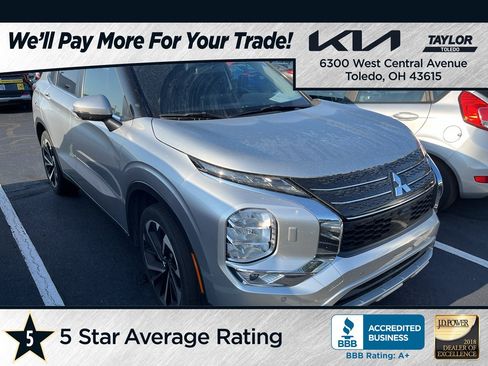 Used 2024 Mitsubishi Outlander SE AWD/4WD image 1