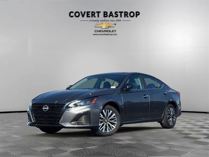 Used 2025 Nissan Altima 2.5 SV