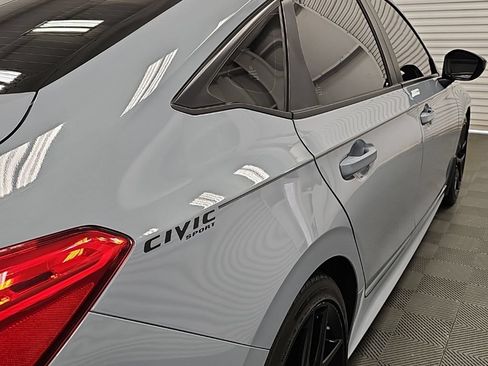 Used 2024 Honda Civic Sport image 10