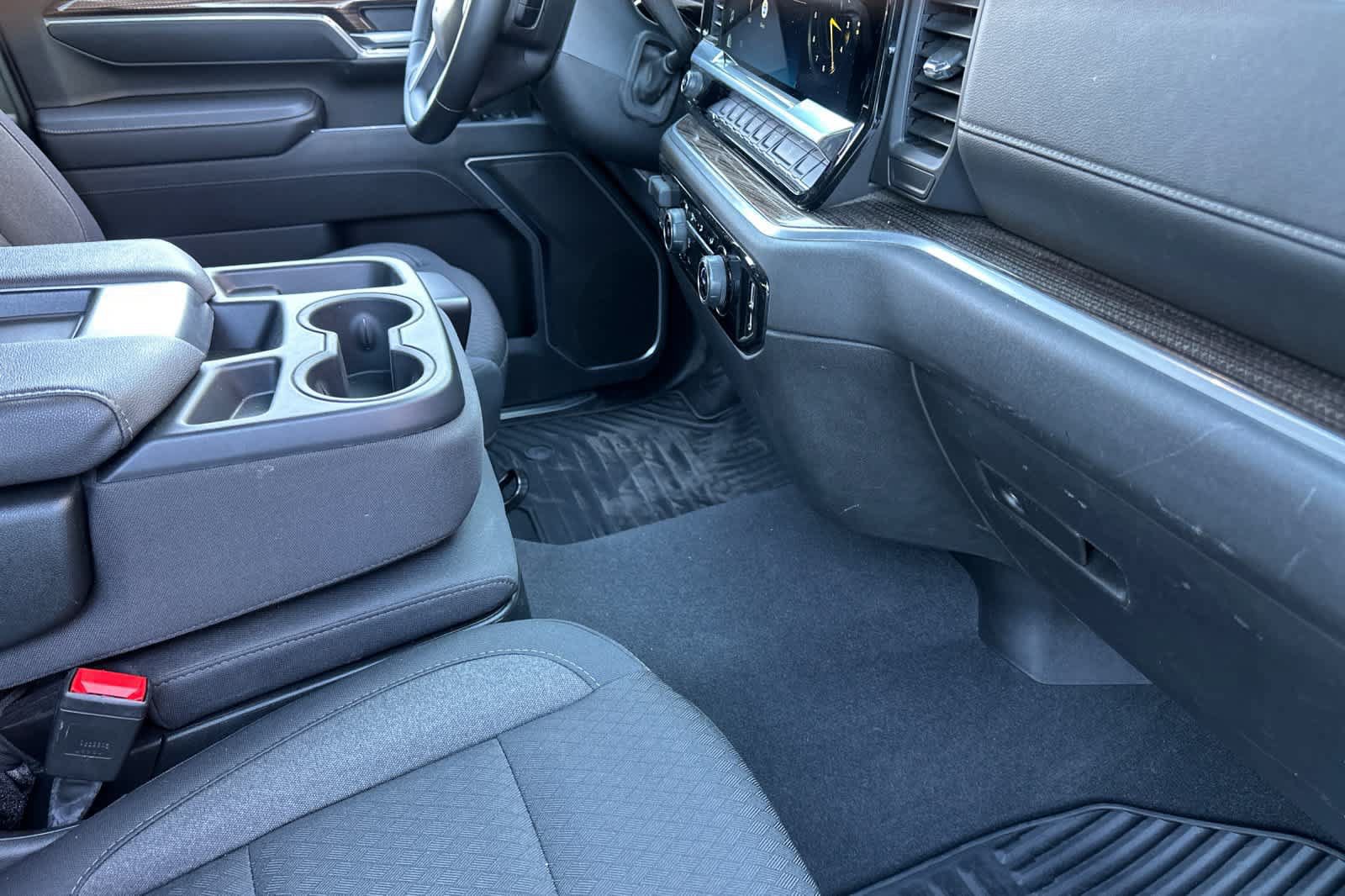 Used 2026 Chevrolet Silverado 2500 LT AWD/4WD image 16