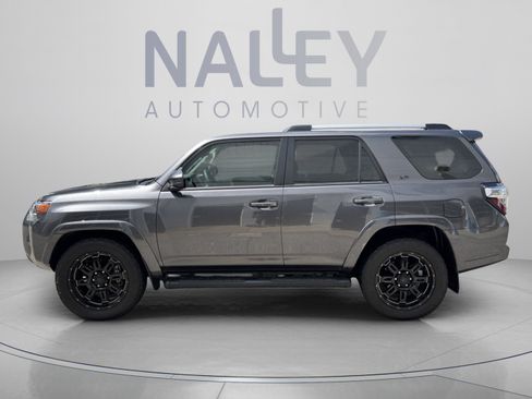 Used 2020 Toyota 4Runner SR5 RWD image 2