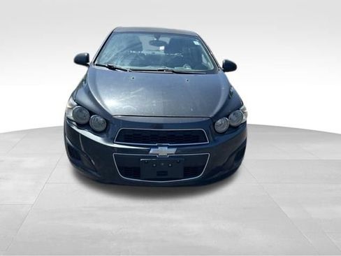 Used 2015 Chevrolet Sonic LT FWD image 2