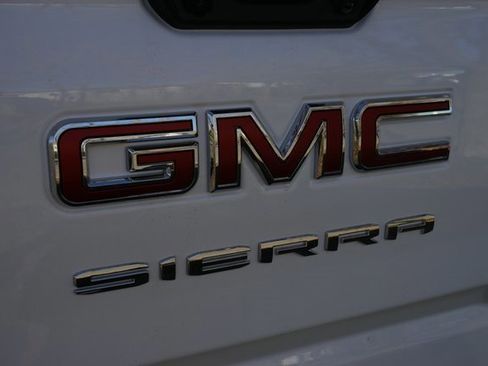 New 2026 GMC Sierra 2500 SLE w/ SLE Value Package; image 6