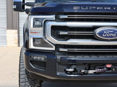 Used 2021 Ford F350 Platinum w/ Tremor Off-Road Package AWD/4WD image 18