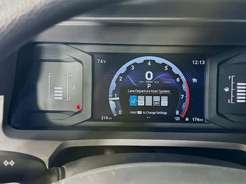 Certified 2025 Toyota Tacoma SR5 image 12