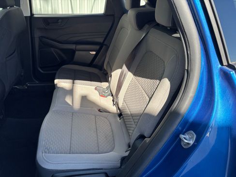 Used 2022 Ford Escape SE w/ SE Sport Appearance Package image 29