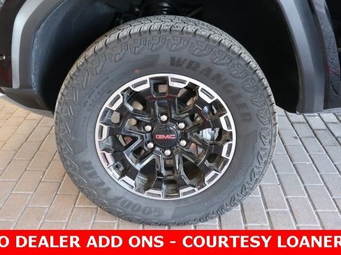 New 2026 GMC Canyon AT4 image 8