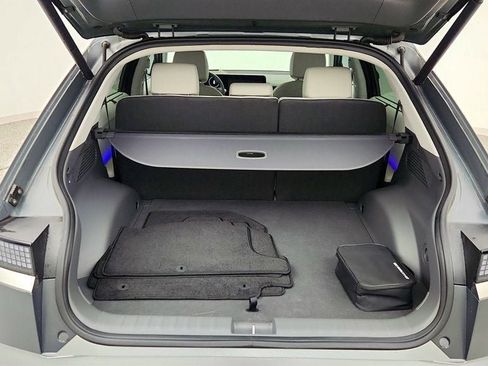 Used 2025 Hyundai Ioniq 5 Limited image 23