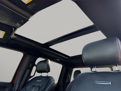 Used 2022 Ford F450 Platinum w/ FX4 Off-Road Package image 14