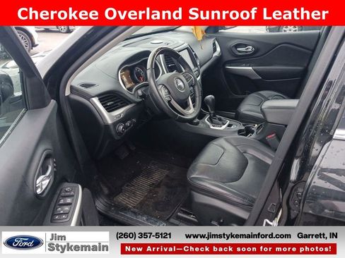 Used 2016 Jeep Cherokee Overland image 5