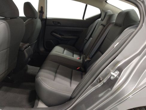 Used 2023 Nissan Altima 2.5 SV image 18