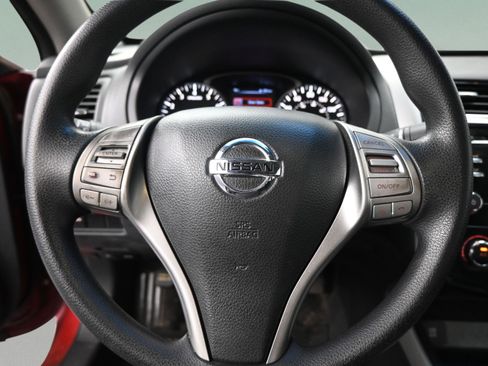 Used 2015 Nissan Altima 2.5 S w/ Power Driver Seat Package FWD image 27