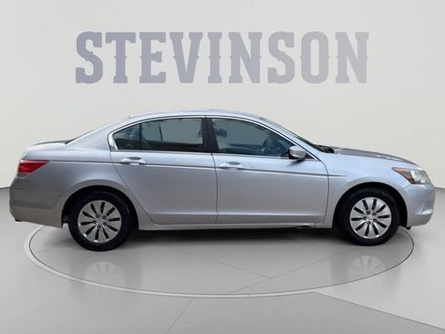 Used 2010 Honda Accord LX image 6