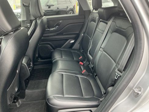 Used 2022 Lincoln Corsair AWD w/ Premium Package image 13