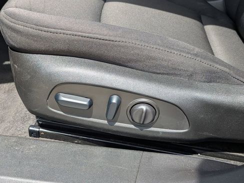 Used 2024 Chevrolet Malibu LT FWD image 8