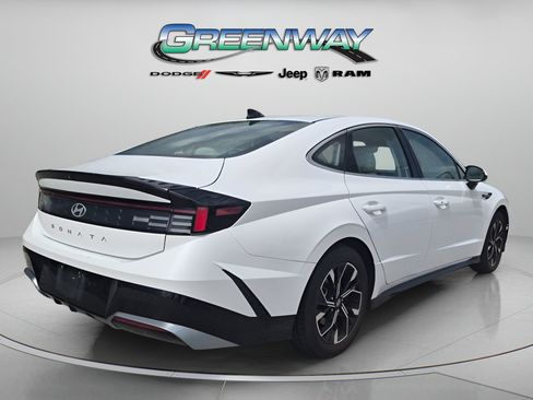 Used 2024 Hyundai Sonata SEL FWD image 4