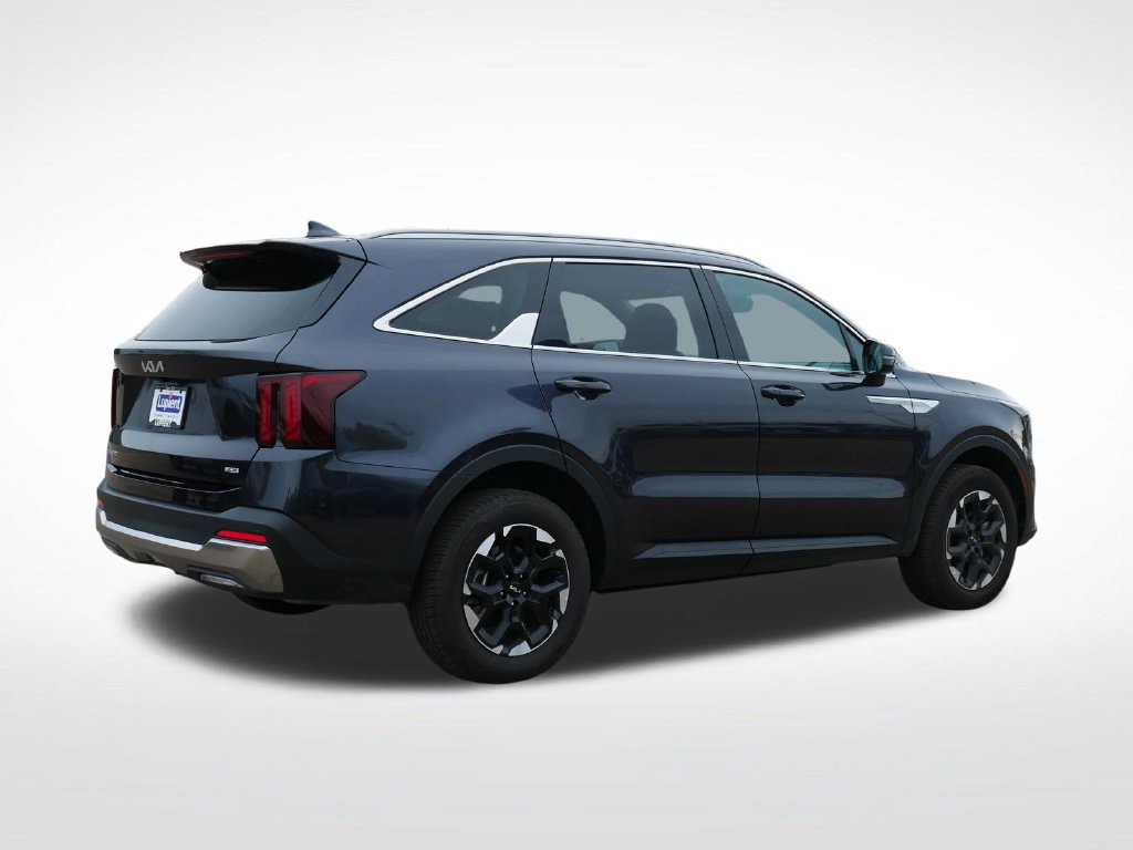 Used 2026 Kia Sorento S AWD/4WD image 3