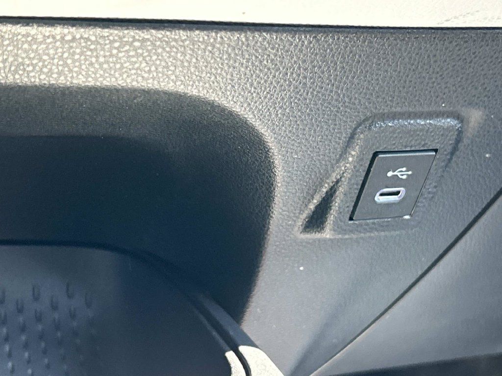 Used 2024 Toyota Corolla SE FWD image 38