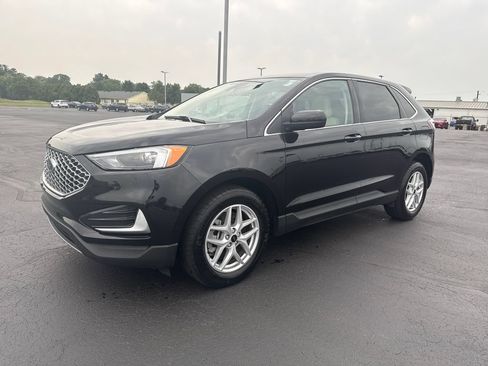Used 2024 Ford Edge SEL AWD/4WD image 4