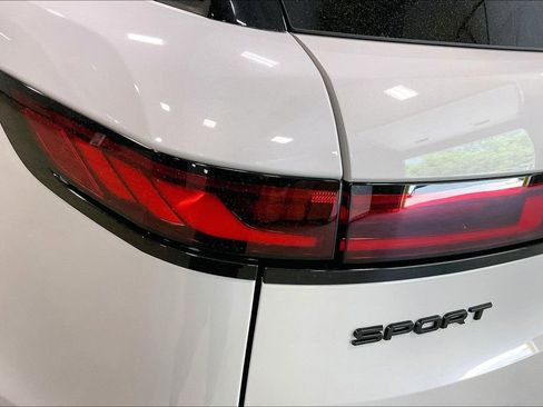 Used 2026 Land Rover Range Rover Sport Dynamic SE AWD/4WD image 23