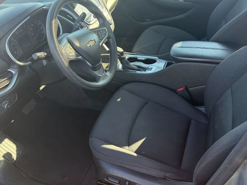 Used 2024 Chevrolet Malibu LT FWD image 18