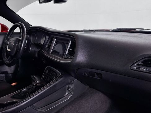 Used 2022 Dodge Challenger R/T image 25