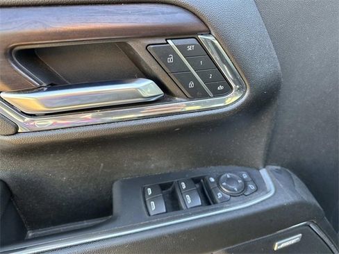 Used 2024 GMC Sierra 1500 SLT w/ SLT Premium Plus Package image 25