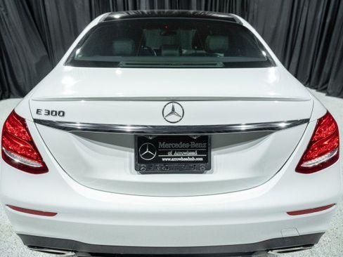 Certified 2019 Mercedes-Benz E 300 image 6