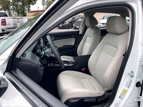 Used 2023 Honda Civic LX image 25
