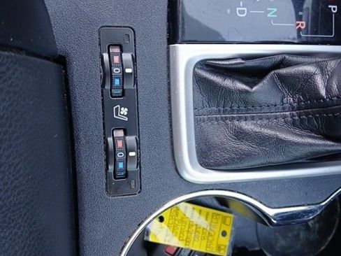 Used 2018 Toyota Highlander Limited Platinum image 25