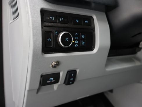 Used 2024 Ford F350 Limited w/ FX4 Off-Road Package AWD/4WD image 51
