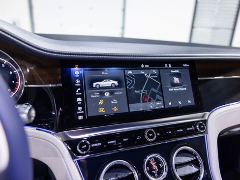 Used 2020 Bentley Continental GT AWD/4WD image 42