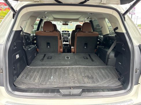 Used 2019 Subaru Ascent Touring w/ Popular Package #2A AWD/4WD image 10