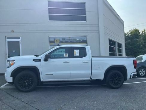Used 2019 GMC Sierra 1500 Elevation w/ Elevation Value Package AWD/4WD image 2