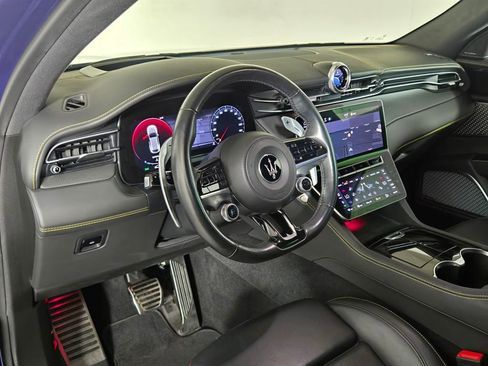 Used 2023 Maserati Grecale Modena AWD/4WD image 13