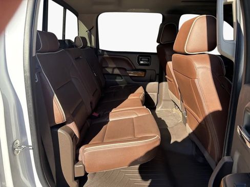 Used 2017 Chevrolet Silverado 1500 High Country image 27