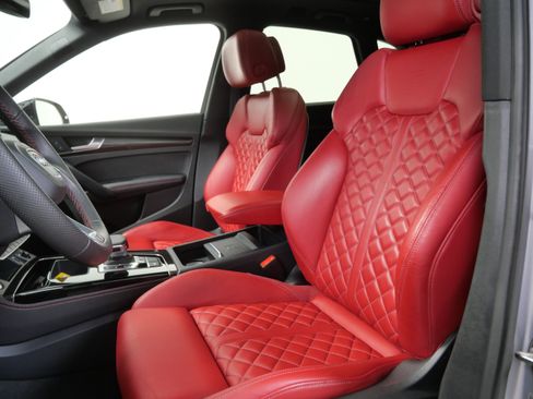 Used 2023 Audi SQ5 Prestige w/ Prestige Package AWD/4WD image 15