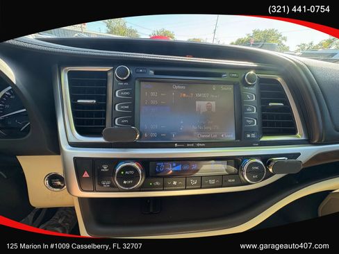 Used 2016 Toyota Highlander Limited image 18