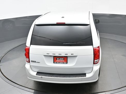 Used 2019 Dodge Grand Caravan SE w/ UConnect Hands-Free Group image 34