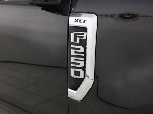Used 2019 Ford F250 XLT image 13