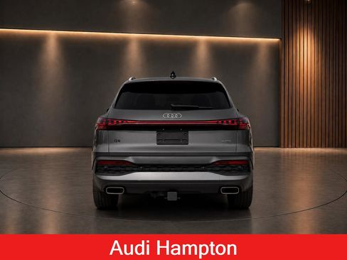 Used 2025 Audi Q5 Premium w/ Premium Plus AWD/4WD image 3